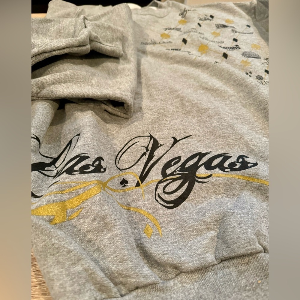 Vintage Shirt - Picture 2 of 3